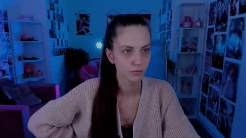 Snapshot of emilywiled chatting on 09/22/25, 08:05 Emily online show from 09/22/25, 08:05