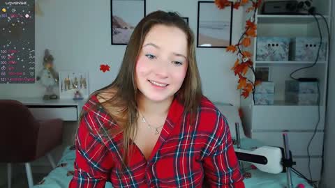 Snapshot of emilyxgrasez chatting on 12/18/24, 07:30 Emily online show from 12/18/24, 07:30