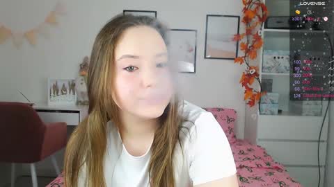 Snapshot of emilyxgrasez chatting on 01/06/25, 05:30 Emily online show from 01/06/25, 05:30