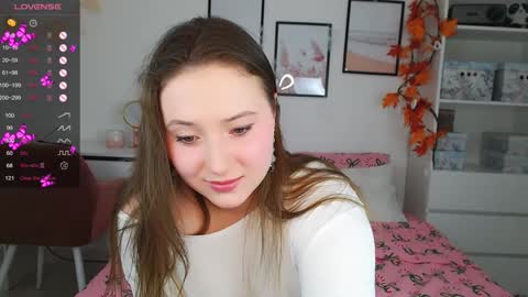 Snapshot of emilyxgrasez chatting on 01/15/25, 07:44 Emily online show from 01/15/25, 07:44