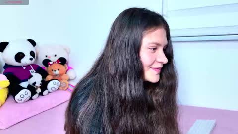 Emily online show from 09/19/25, 02:46