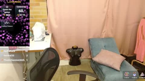 Snapshot of emitaa17228 chatting on 01/21/25, 10:51 emma online show from 01/21/25, 10:51