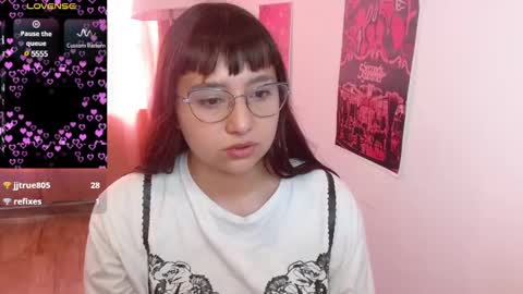 Snapshot of emitaa17228 chatting on 03/12/25, 08:41 emma online show from 03/12/25, 08:41