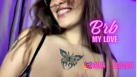 Snapshot of emma__bell_ chatting on 09/17/25, 09:16 Emma Is here online show from 09/17/25, 09:16