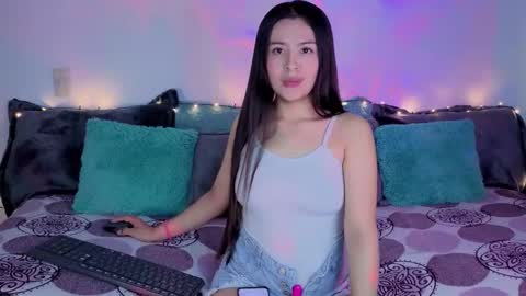 emma__smiith online show from 09/08/25, 02:16
