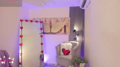 Alice online show from 02/08/25, 12:39