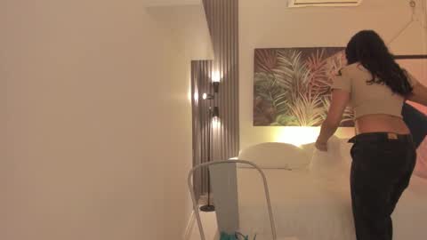 Alice online show from 11/11/25, 12:16