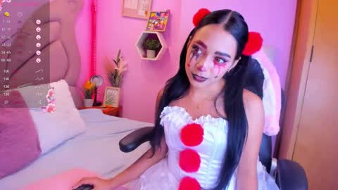 Emma Anturin online show from 10/30/25, 11:05