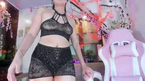 emma_ayala online show from 10/25/25, 07:08