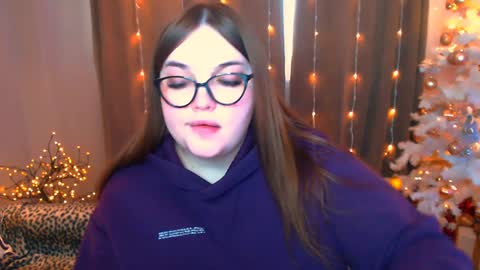Snapshot of emma_dorn chatting on 12/13/24, 10:30 Eva online show from 12/13/24, 10:30