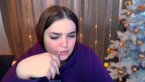 Snapshot of emma_dorn chatting on 01/12/25, 07:32 Eva online show from 01/12/25, 07:32
