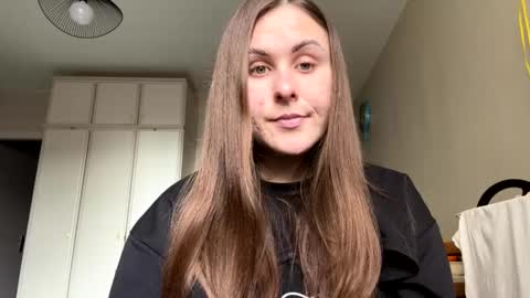 Snapshot of emma_just chatting on 02/11/25, 01:51 emma_just online show from 02/11/25, 01:51