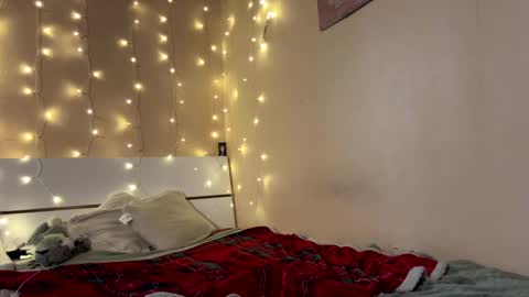 Snapshot of emma_just chatting on 02/18/25, 02:59 emma_just online show from 02/18/25, 02:59