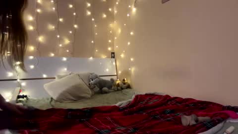 Snapshot of emma_just chatting on 02/24/25, 05:09 emma_just online show from 02/24/25, 05:09