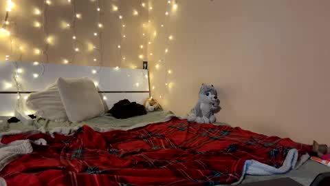 Snapshot of emma_just chatting on 02/28/25, 05:37 emma_just online show from 02/28/25, 05:37