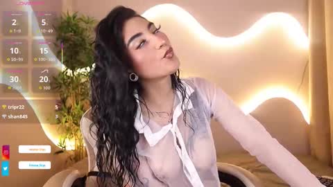 Emma online show from 10/17/25, 04:37