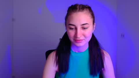 Snapshot of emma_loon chatting on 12/05/24, 06:10 Emma online show from 12/05/24, 06:10