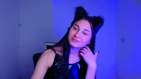 Snapshot of emma_loon chatting on 12/05/24, 06:44 Emma online show from 12/05/24, 06:44