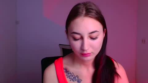 Snapshot of emma_loon chatting on 12/21/24, 06:52 Emma online show from 12/21/24, 06:52