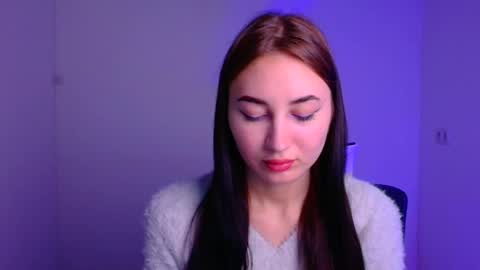 Snapshot of emma_loon chatting on 01/07/25, 06:05 Emma online show from 01/07/25, 06:05