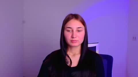 Snapshot of emma_loon chatting on 01/15/25, 09:02 Emma online show from 01/15/25, 09:02