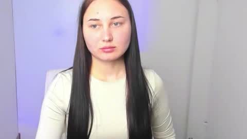 Emma online show from 11/20/25, 12:05