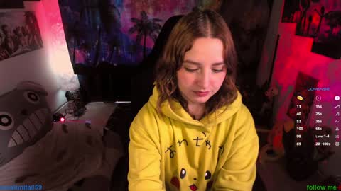 Snapshot of emma_luna059 chatting on 01/16/25, 08:57 LUNA online show from 01/16/25, 08:57