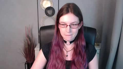 emma online show from 12/31/24, 12:36