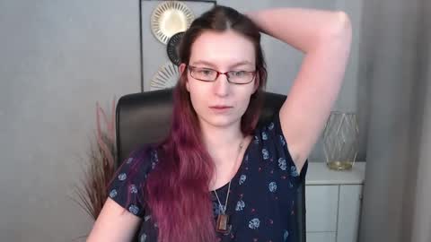 emma online show from 01/20/25, 01:11