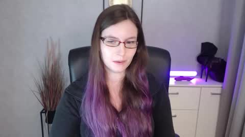 emma online show from 11/21/25, 07:29