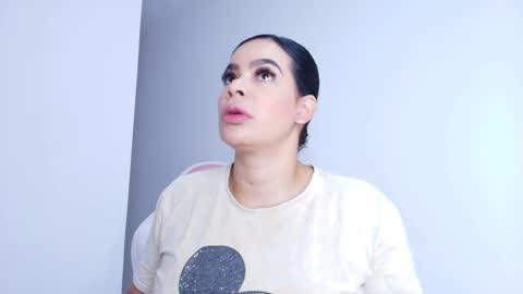 emma online show from 11/07/25, 11:54