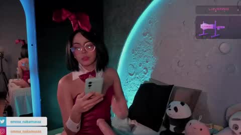 Snapshot of emma_nakamura chatting on 02/15/25, 10:11 online show from 02/15/25, 10:11
