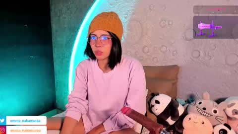 Snapshot of emma_nakamura chatting on 03/10/25, 10:26 online show from 03/10/25, 10:26