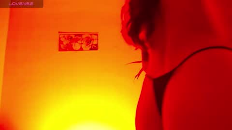 Snapshot of emma_pole_88 chatting on 03/02/25, 05:44 Sara Luna online show from 03/02/25, 05:44