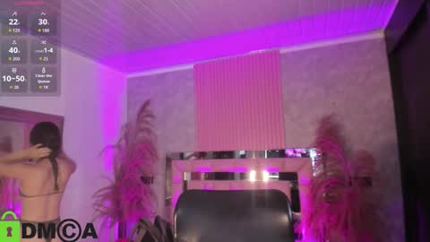 Emma online show from 11/20/25, 10:04