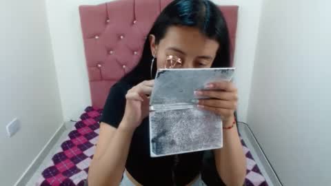 emma_thompson6 online show from 09/14/25, 11:26