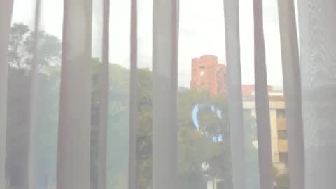 Ema online show from 12/23/24, 12:41