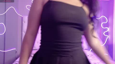 Snapshot of emma_visconti chatting on 10/08/25, 12:25 emma_visconti online show from 10/08/25, 12:25