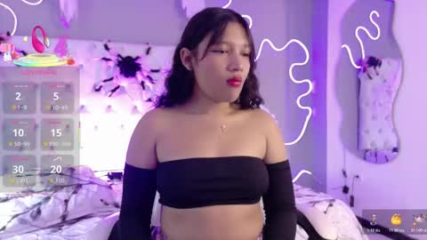 Snapshot of emma_visconti chatting on 10/26/25, 12:33 emma_visconti online show from 10/26/25, 12:33