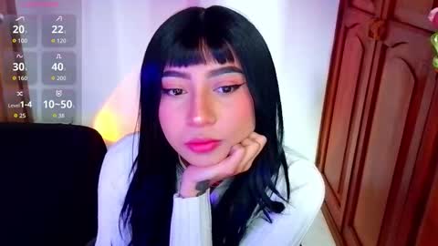 Emma web online show from 11/05/25, 03:45