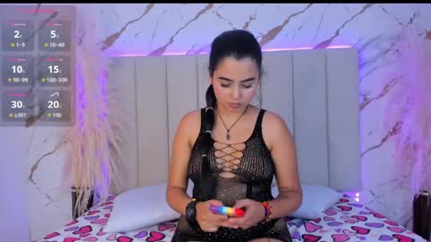 Snapshot of emma_whitee_ chatting on 10/02/25, 07:10 emma_whitee_ online show from 10/02/25, 07:10