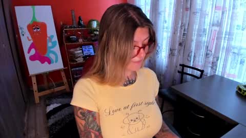 Snapshot of emmaa_hostt chatting on 02/15/25, 04:12 Ema .l. online show from 02/15/25, 04:12