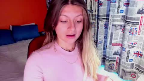 Snapshot of emmaa_hostt chatting on 10/24/25, 08:49 Ema .l. online show from 10/24/25, 08:49