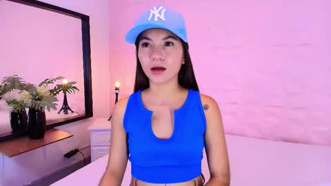 Snapshot of emmaa_sandoval chatting on 11/01/25, 07:16 Emma online show from 11/01/25, 07:16