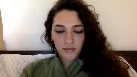 Snapshot of emmababy2322 chatting on 01/23/25, 07:51 Emma online show from 01/23/25, 07:51