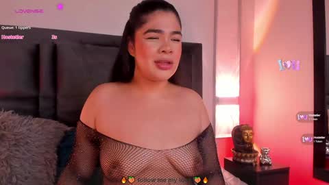 Snapshot of emmabecket2 chatting on 12/19/24, 04:34 emma becket online show from 12/19/24, 04:34