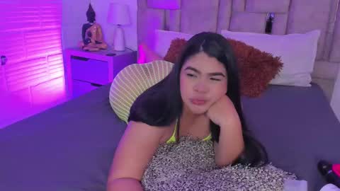 emma becket online show from 11/13/25, 04:11