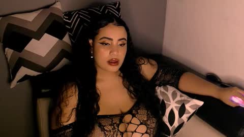 emmacamille2 online show from 11/19/25, 03:06