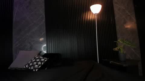 Snapshot of emmaclark_1 chatting on 11/15/25, 10:15 emmaclark_1 online show from 11/15/25, 10:15