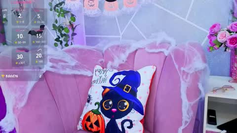 emma cortez online show from 10/20/25, 12:05